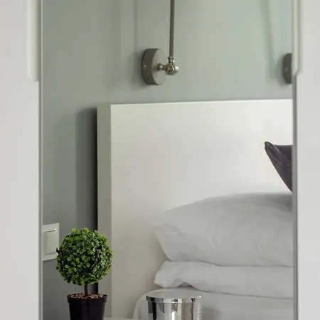 Kilinskiego Bright In The Center Of With Parking By Renters