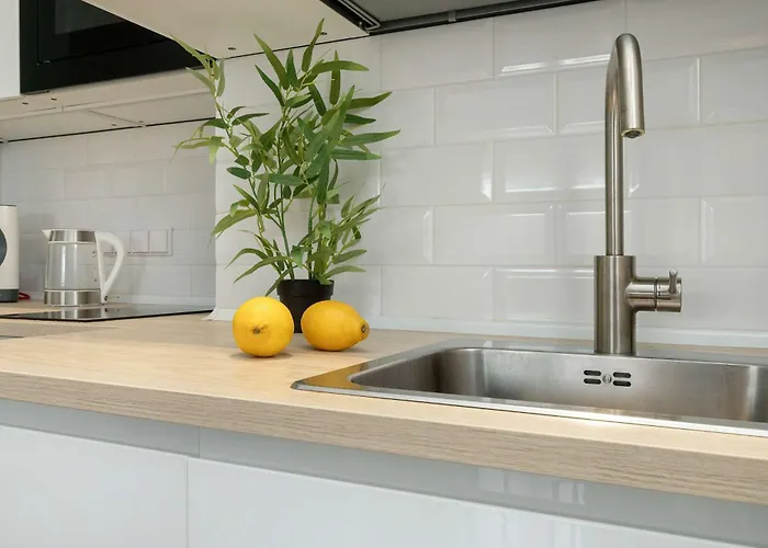 Kilinskiego Bright In The Center Of With Parking By Renters *