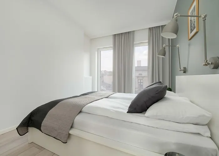 Kilinskiego Bright In The Center Of With Parking By Renters * Лодзь