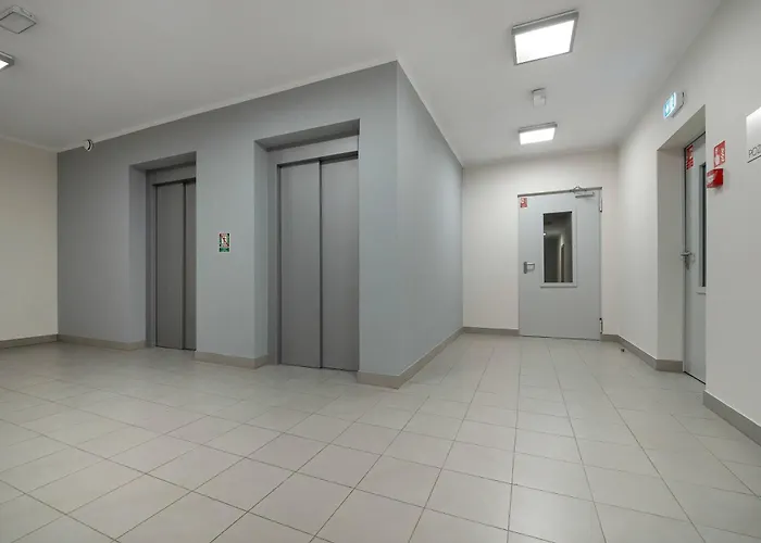 Апартаменти Kilinskiego Bright In The Center Of With Parking By Renters