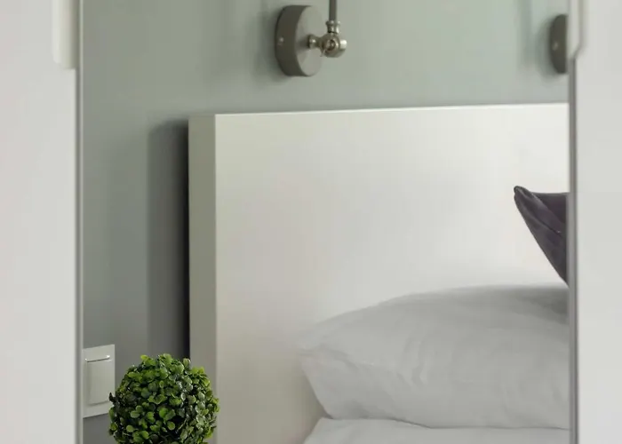 Kilinskiego Bright In The Center Of With Parking By Renters