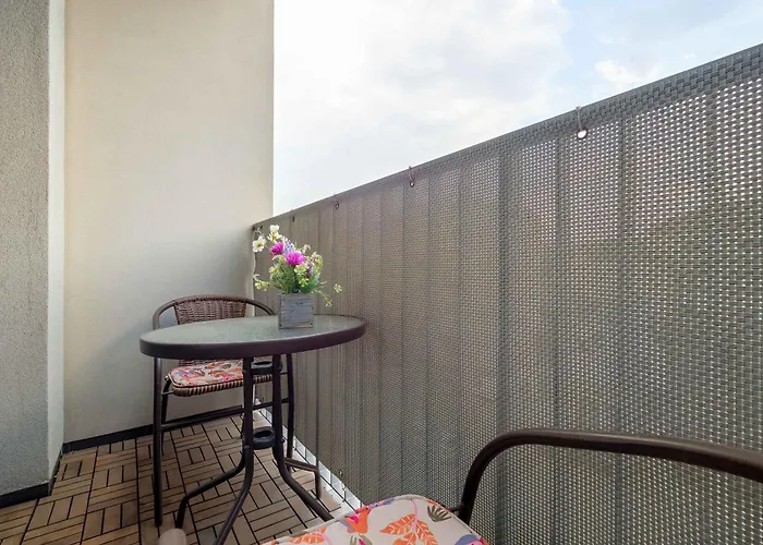 Kilinskiego Bright In The Center Of With Parking By Renters *