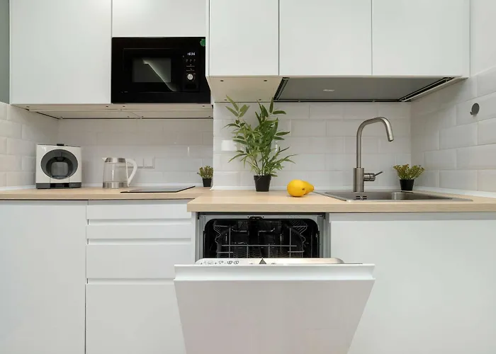 Апартаменти Kilinskiego Bright In The Center Of With Parking By Renters *