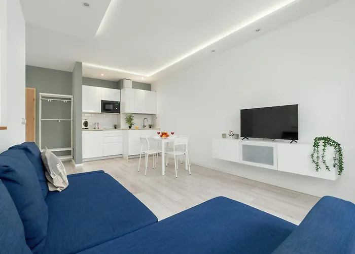 Апартаменти Kilinskiego Bright In The Center Of With Parking By Renters *